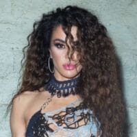 Συνέντευξη με την Ειρήνη Παπαδοπούλου, μια από τις δημοφιλείς τραγουδίστριες του σήμερα