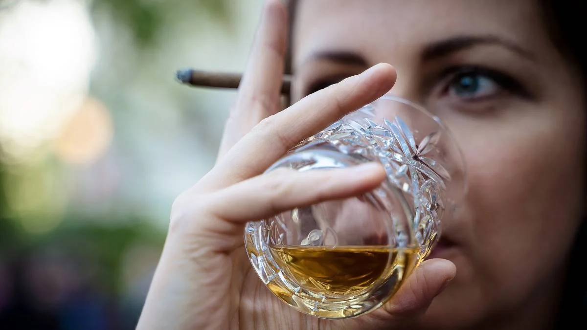 Νέοι και Εξαρτήσεις. Ναρκωτικά, αλκοόλ, τζόγος.