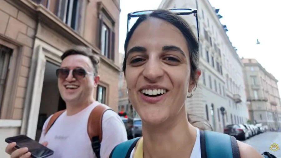 Zoe Pre vlog εξωτερικό γύρισμα.
